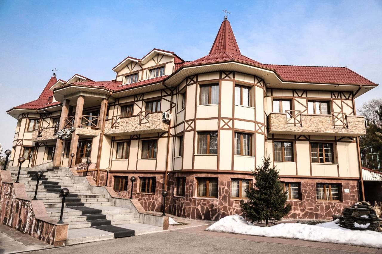 Отель Alpen Ville Алматы-7